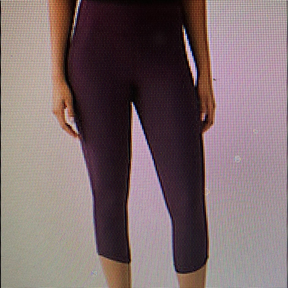 Pre- Loved Lululemon Crop
